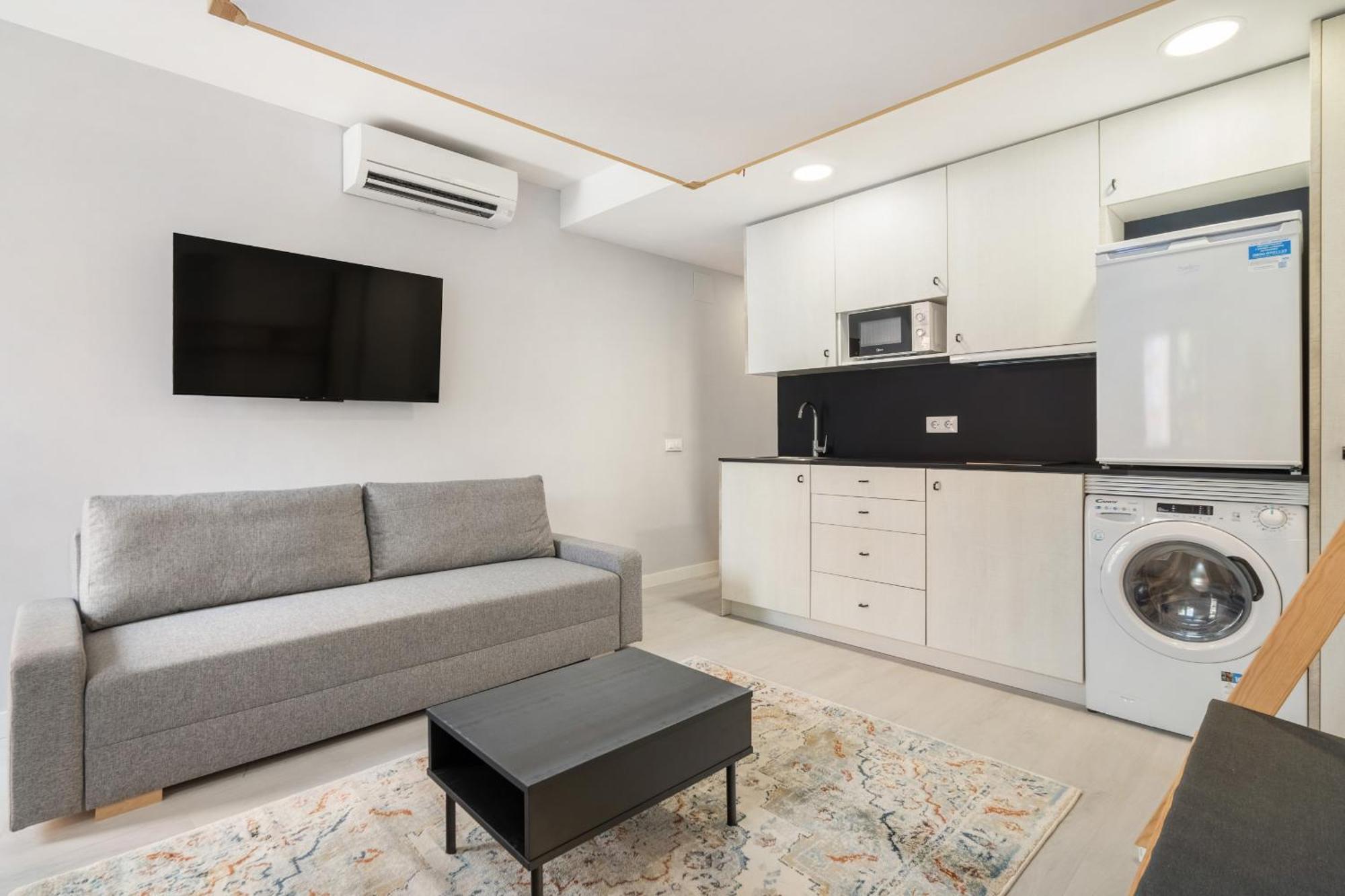 Madriver Apartamentos Reformados Con Parking Gratuito Exterior photo
