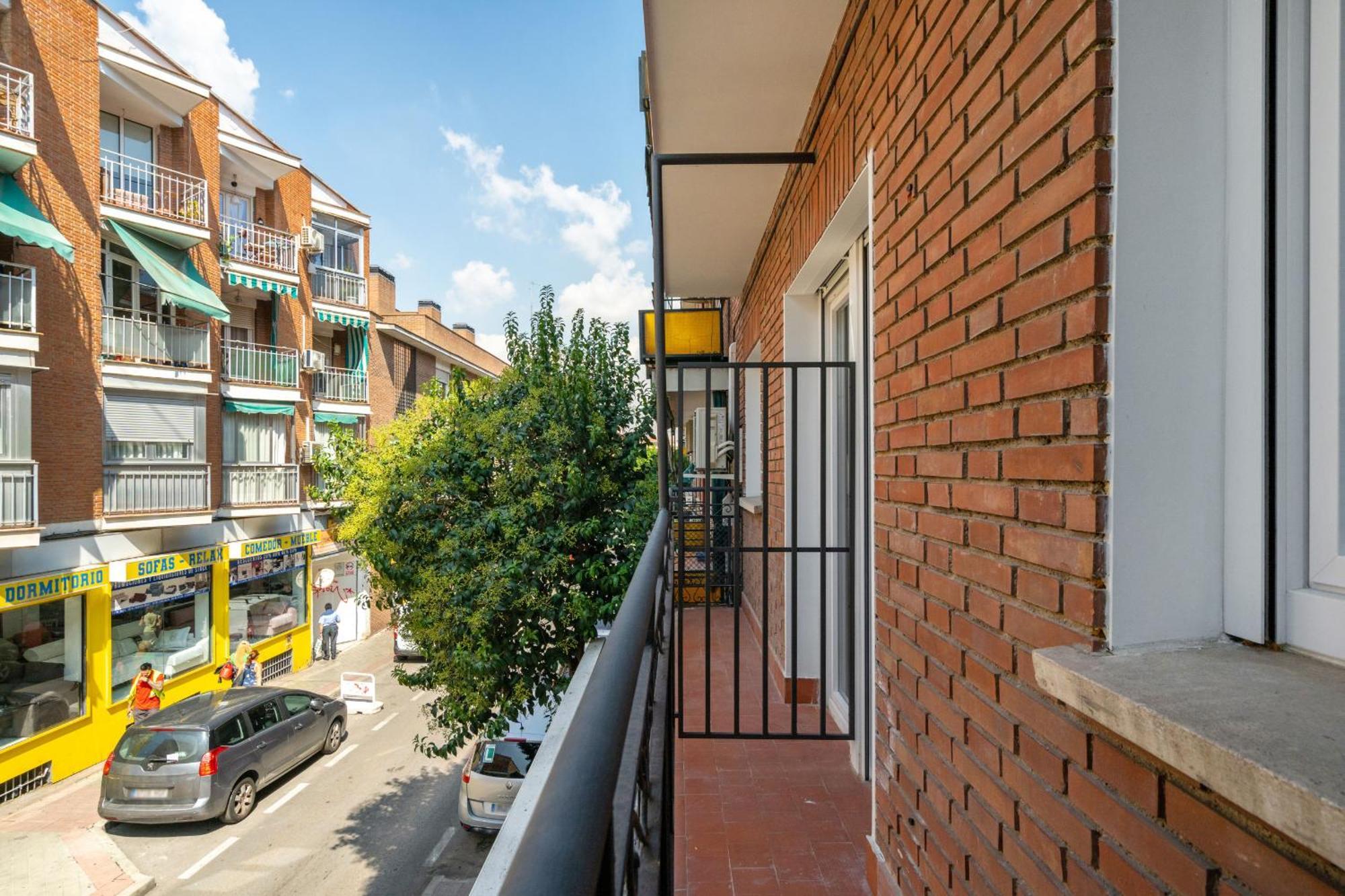 Madriver Apartamentos Reformados Con Parking Gratuito Exterior photo