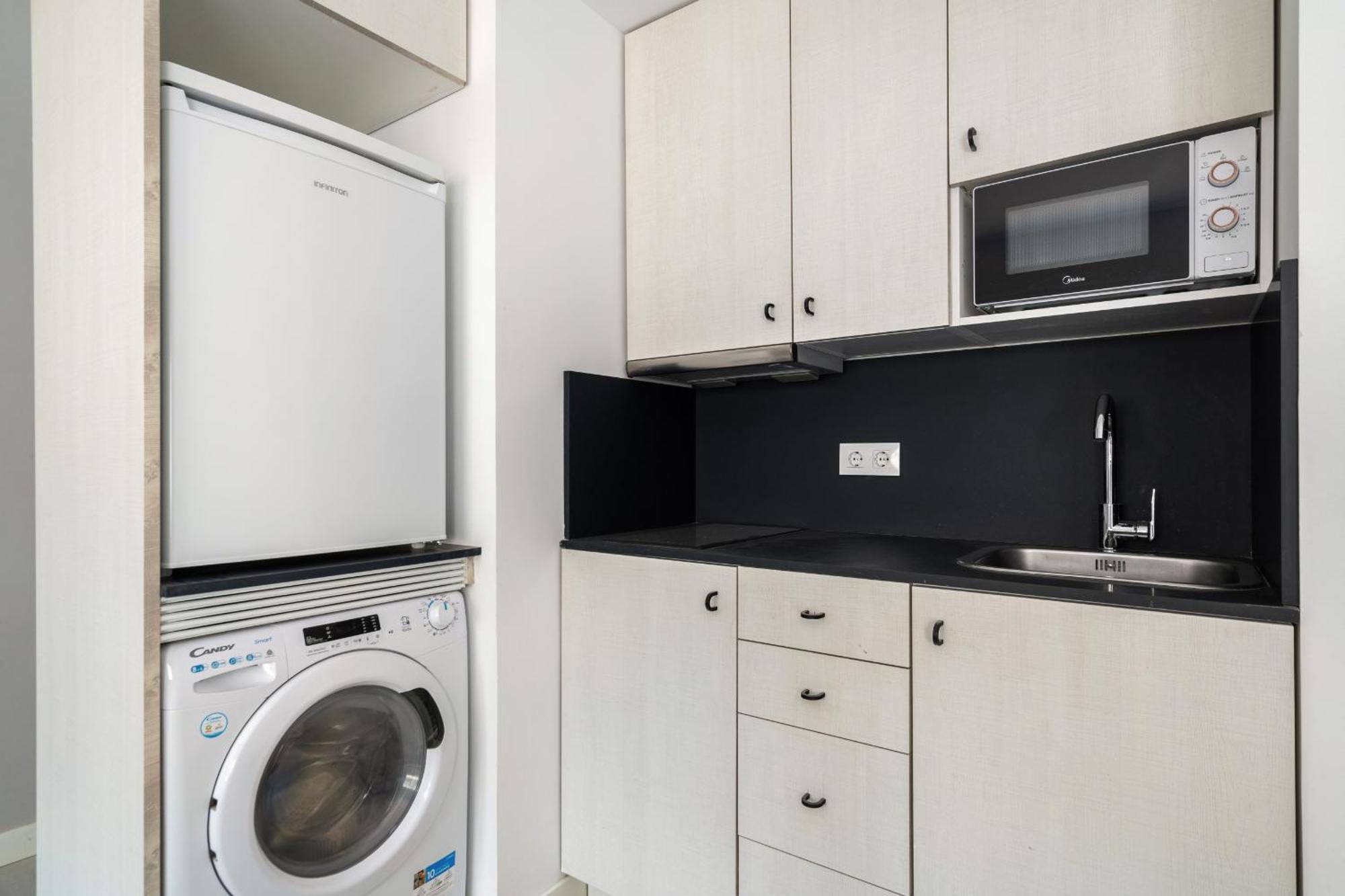 Madriver Apartamentos Reformados Con Parking Gratuito Exterior photo