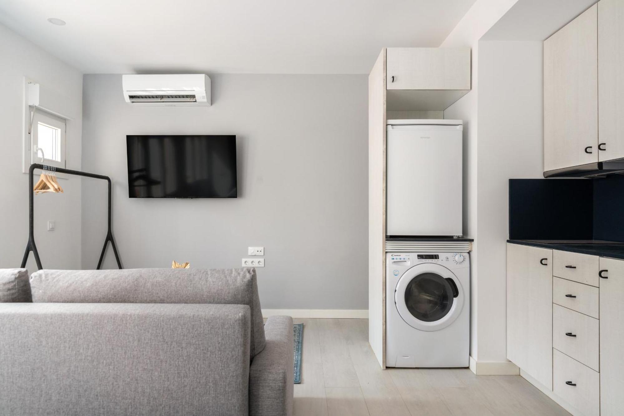 Madriver Apartamentos Reformados Con Parking Gratuito Exterior photo