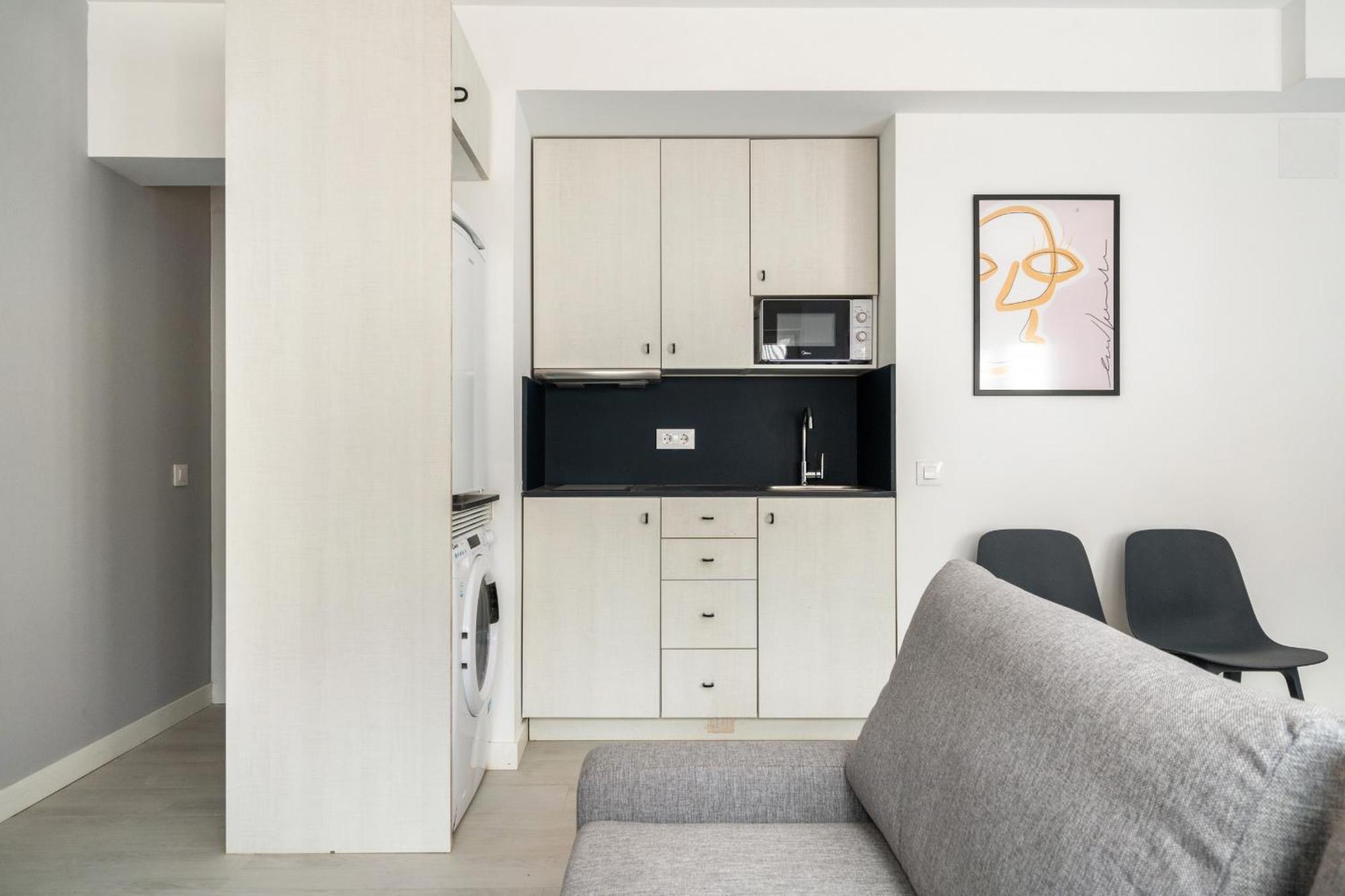 Madriver Apartamentos Reformados Con Parking Gratuito Exterior photo