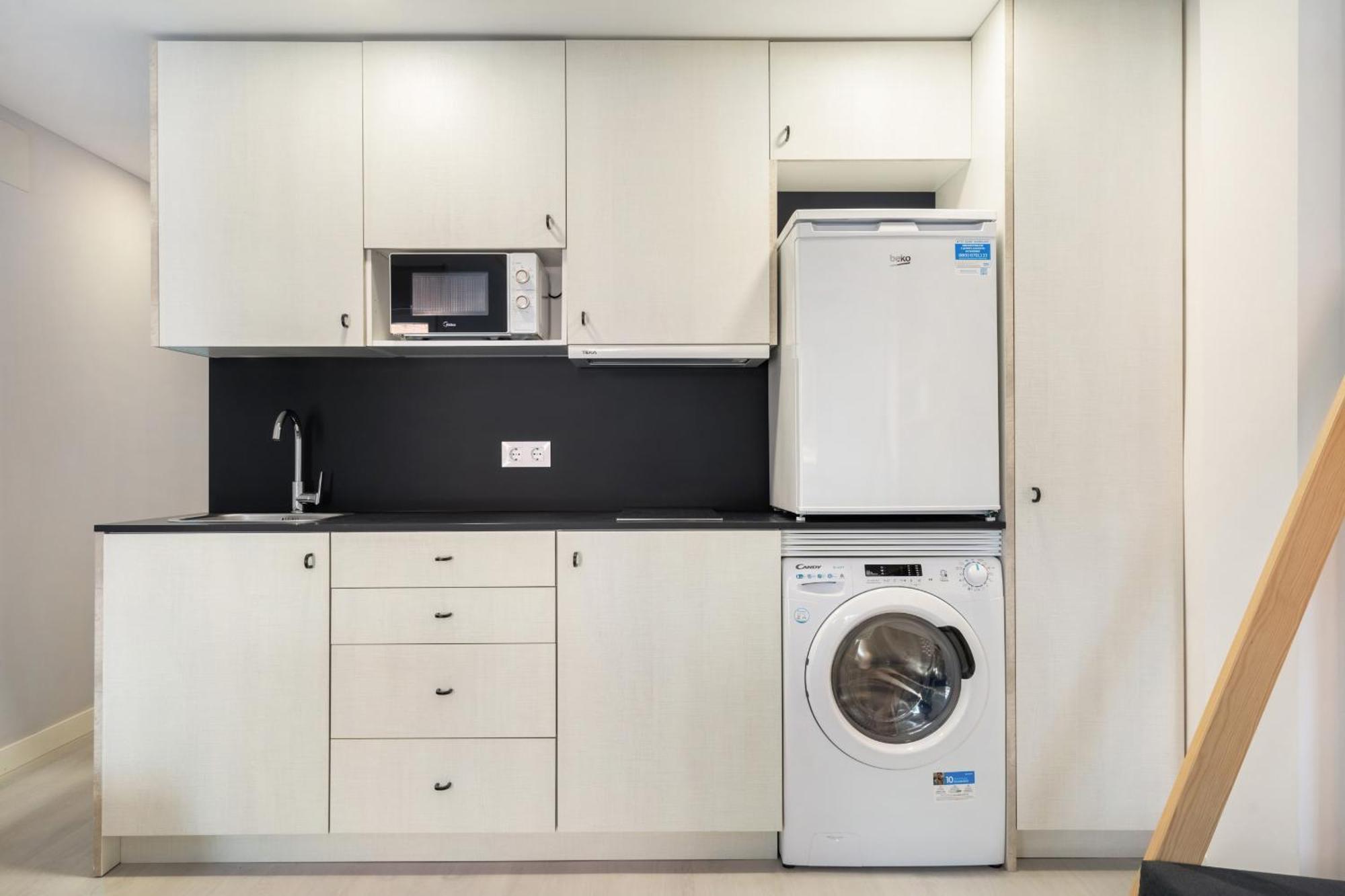 Madriver Apartamentos Reformados Con Parking Gratuito Exterior photo