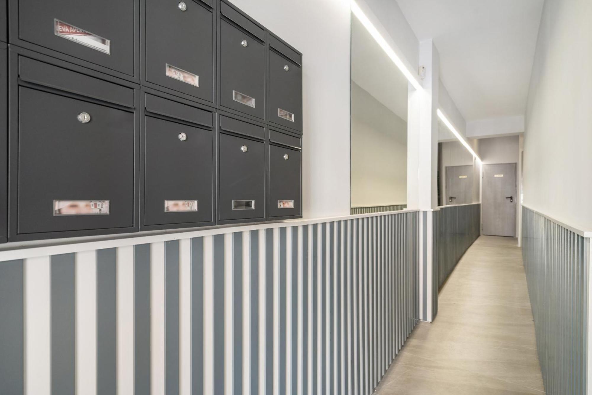 Madriver Apartamentos Reformados Con Parking Gratuito Exterior photo