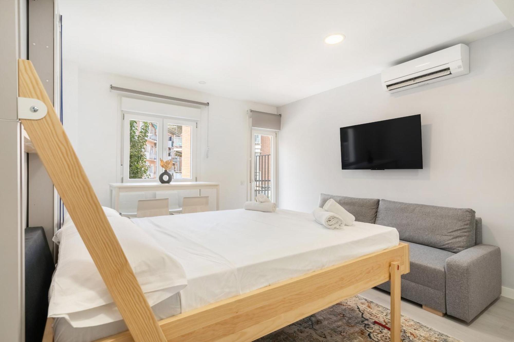 Madriver Apartamentos Reformados Con Parking Gratuito Exterior photo