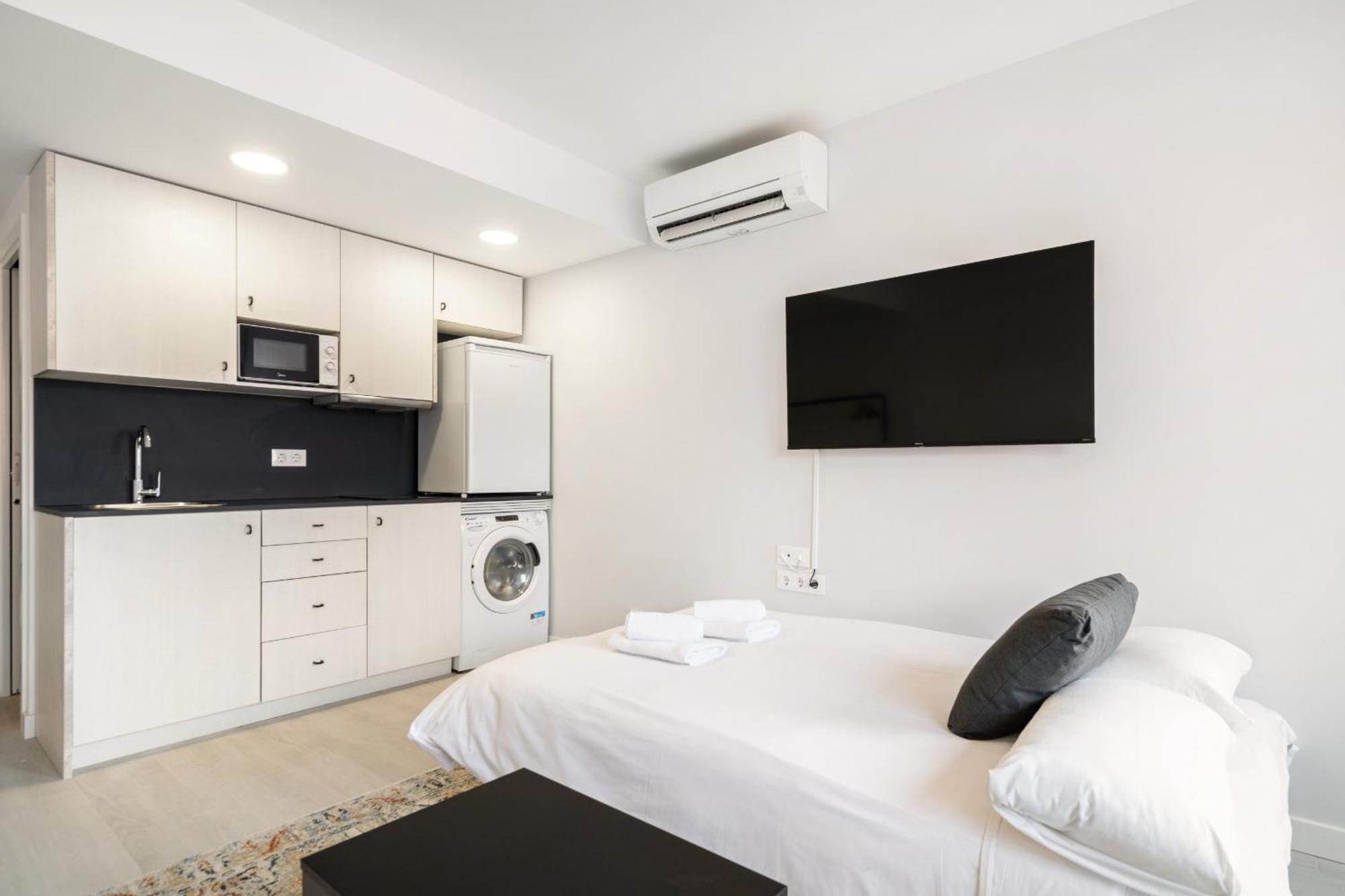 Madriver Apartamentos Reformados Con Parking Gratuito Exterior photo