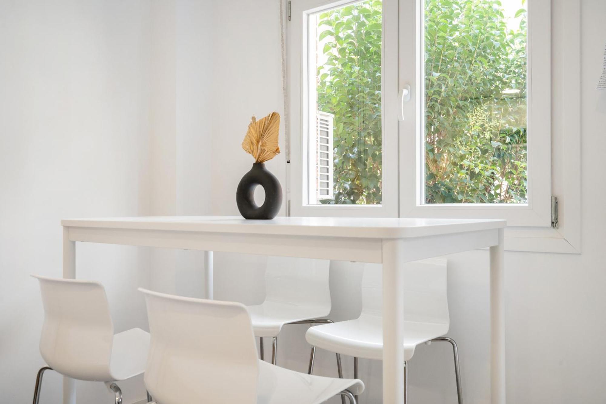 Madriver Apartamentos Reformados Con Parking Gratuito Exterior photo