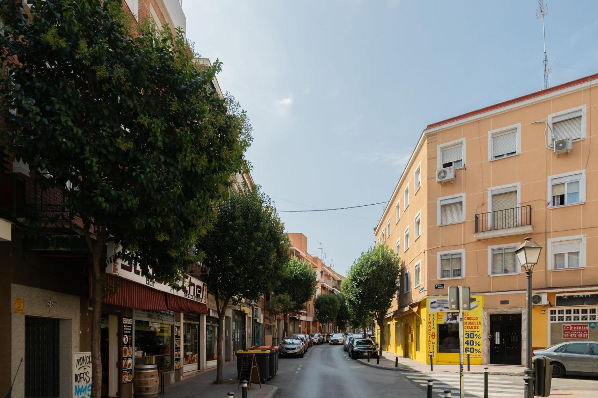 Madriver Apartamentos Reformados Con Parking Gratuito Exterior photo