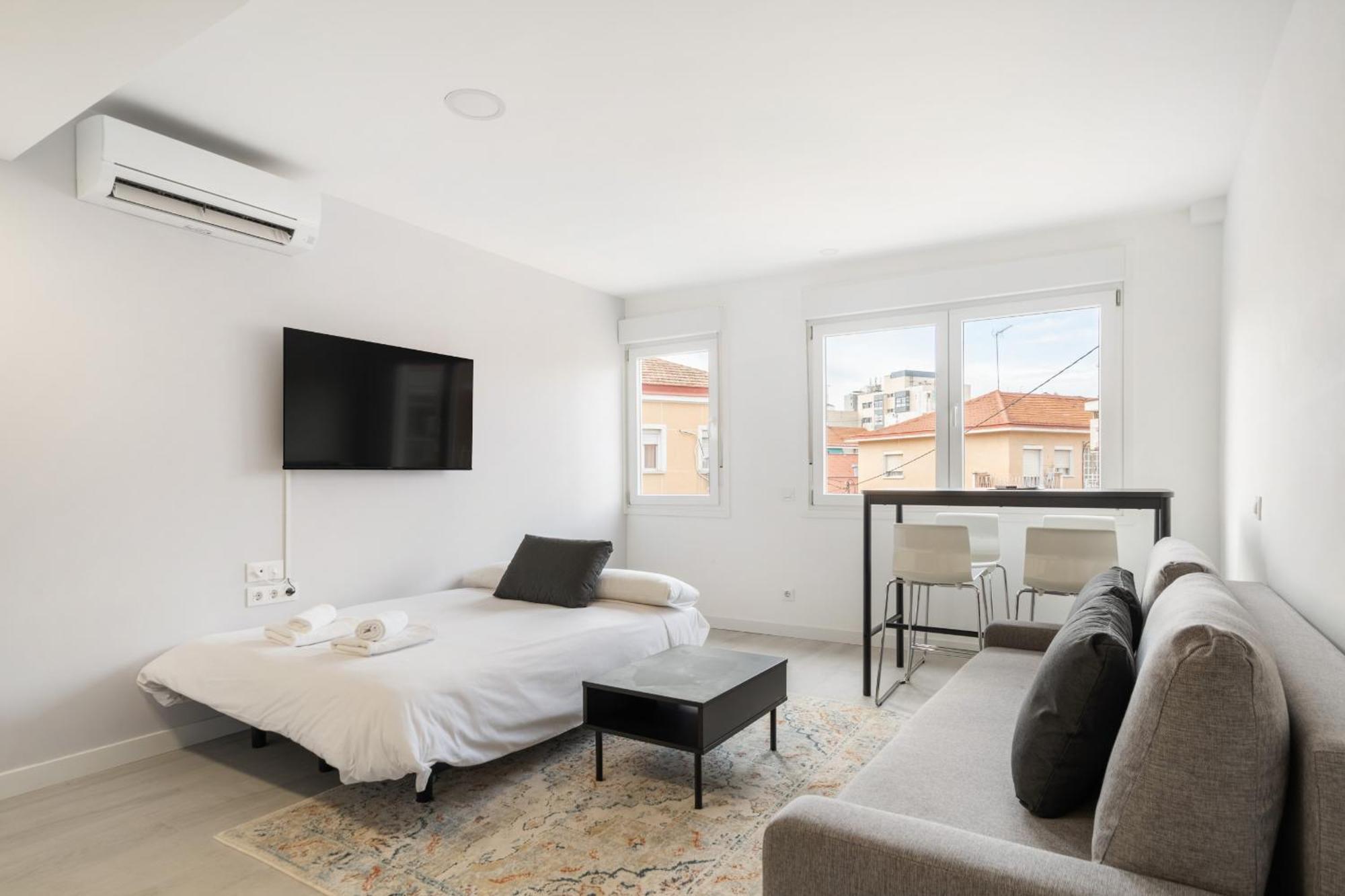 Madriver Apartamentos Reformados Con Parking Gratuito Exterior photo