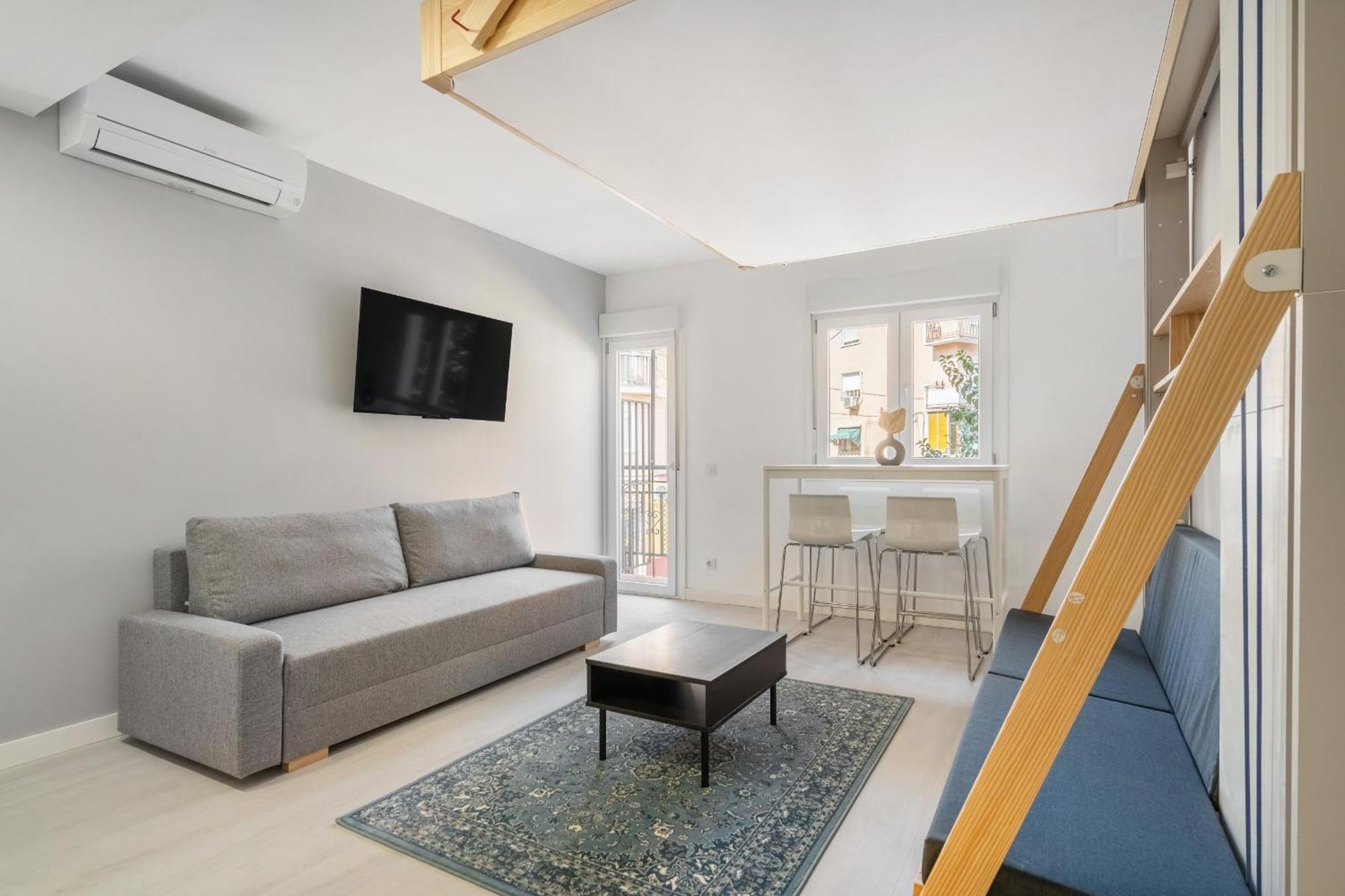 Madriver Apartamentos Reformados Con Parking Gratuito Exterior photo