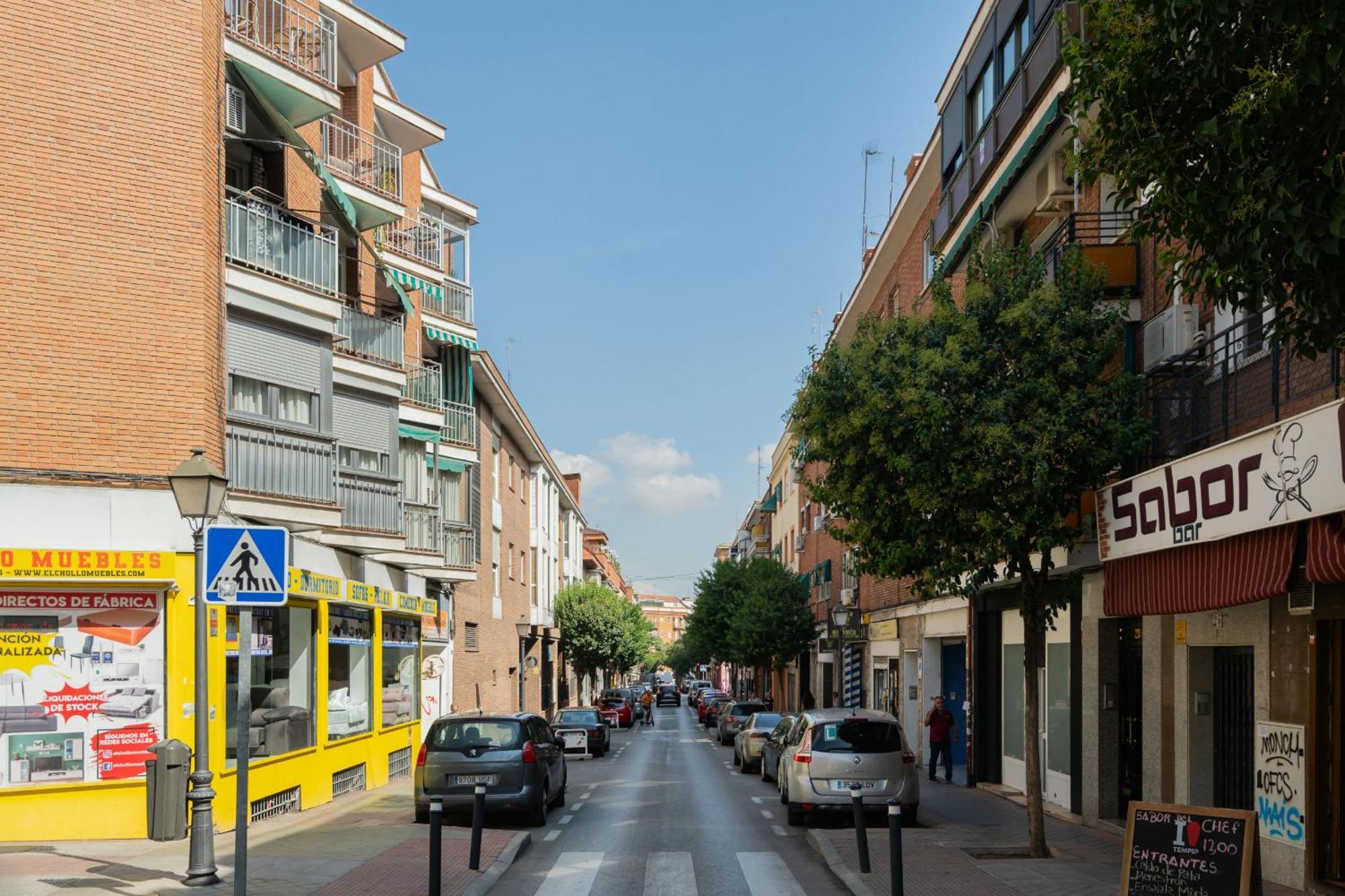 Madriver Apartamentos Reformados Con Parking Gratuito Exterior photo
